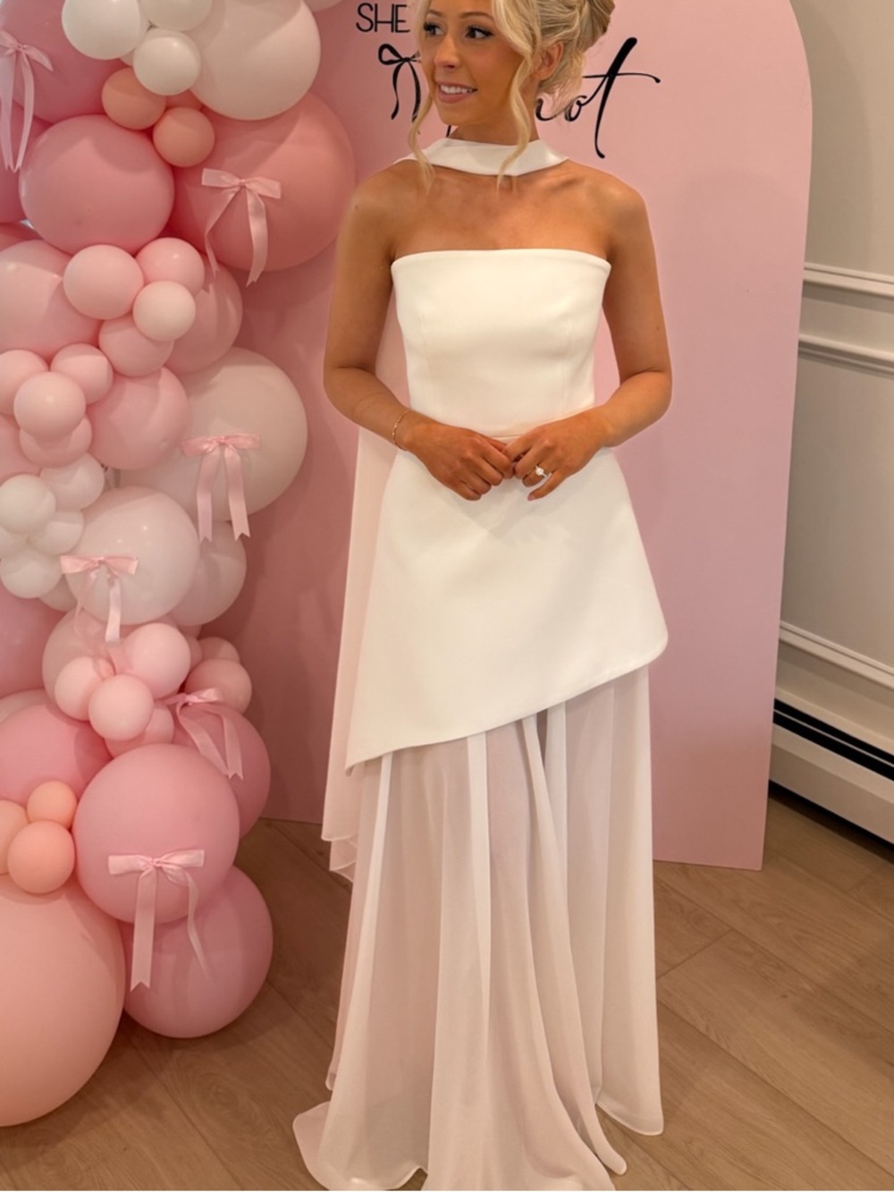 matters store- Monaco white dress with scarf